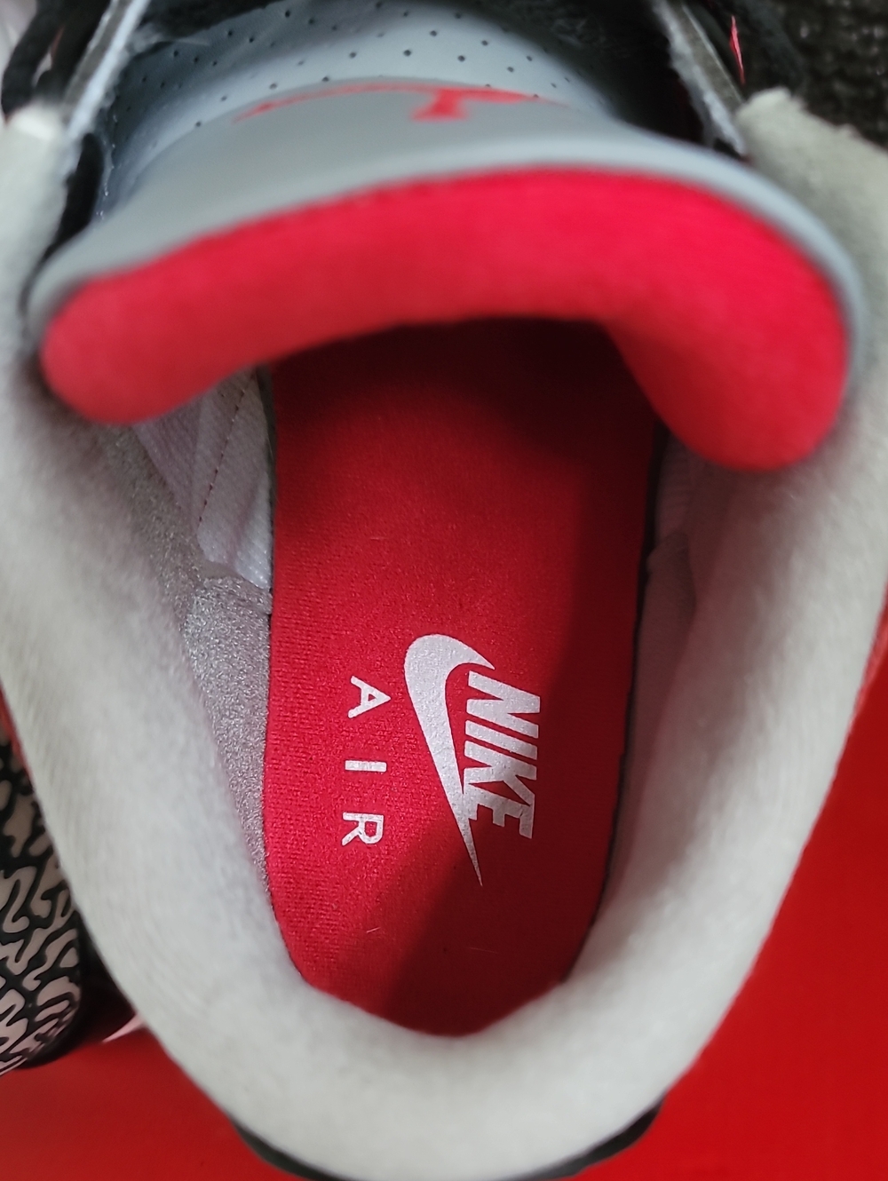 Nike Air Jordan 3 Retro SE "Unite/Red Cement" (Worn Once) Mens 8.5 Ships Today - Picture 11 of 16